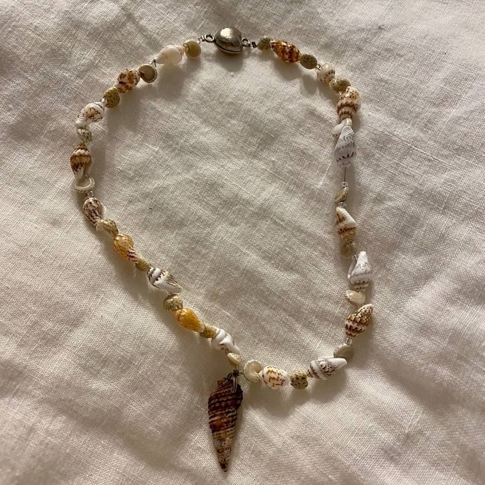 Shell necklace!!